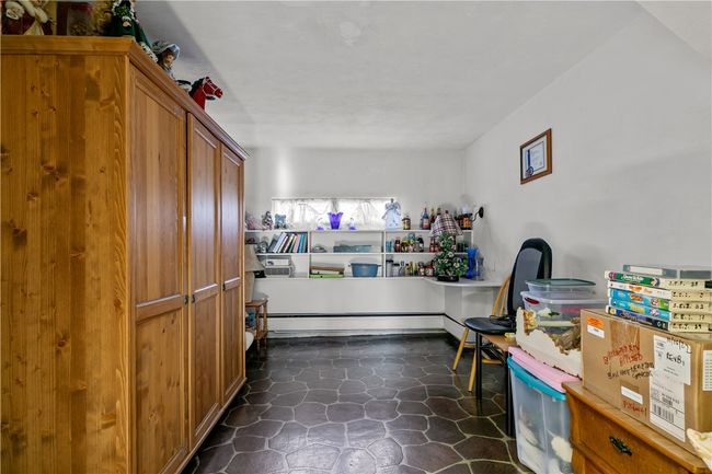 9 Continental Dr, House other with 3 bedrooms, 3 bathrooms and 3 parking in Middletown RI | Image 34