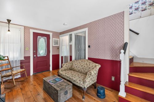 327 Richmond Road, Fitzwilliam, NH, 03447 | Card Image