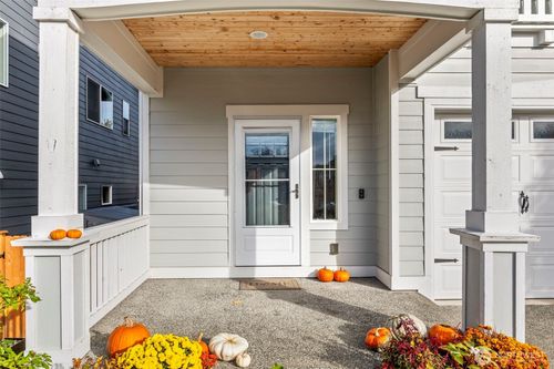 11349 Maple Tree Pl Nw, Silverdale, WA, 98383-7561 | Card Image