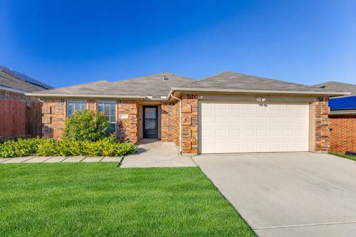 9124 Nathan Dr, White Settlement, TX, 76108-3550 | Card Image