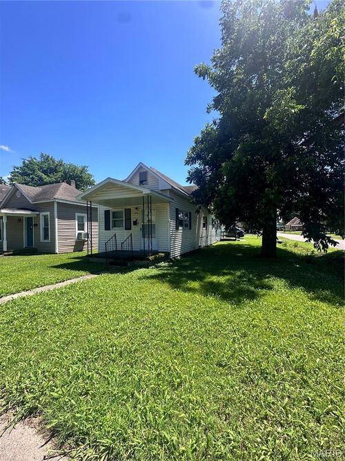134 Cook Ave, Chaffee, MO, 63740-1106 | Card Image