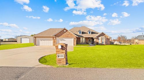 4111 Frontier Ln, Tuttle, OK, 73089-8106 | Card Image