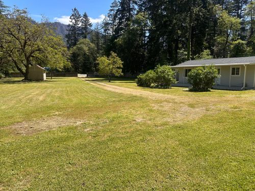 2186 Ca-96 None, Willow Creek, CA, 95573 | Card Image