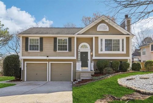 10475 Willow Meadow Cir, Alpharetta, GA, 30022-5709 | Card Image