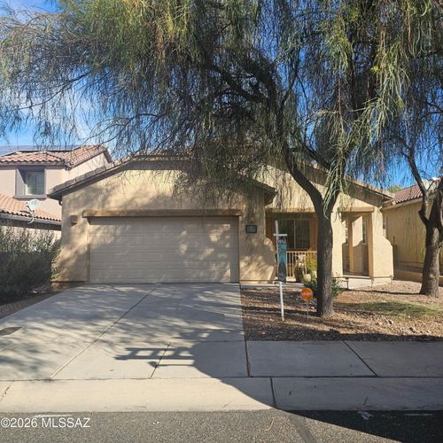 7514 W Phobos Dr, Tucson, AZ, 85743-7462 | Card Image
