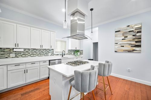 1-1008-1010 River St, Boston, MA, 02136-3175 | Card Image