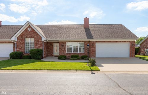 113 Commons Dr, Seymour, IN, 47274-2294 | Card Image