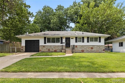 1695 Marshall Court, Florissant, MO, 63031 | Card Image