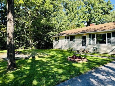 177 Fox Road, House other with 3 bedrooms, 2 bathrooms and null parking in Brandon VT | Image 2