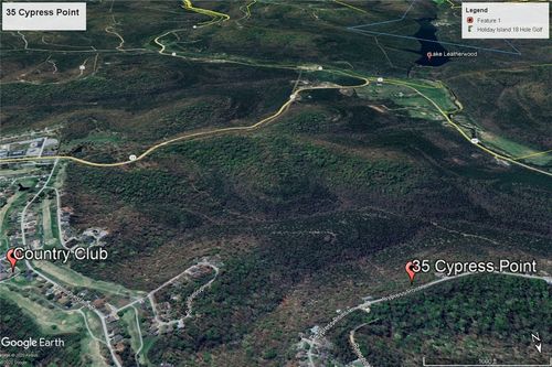 35 Cypress Point Ln, Holiday Island, AR, 72631-5204 | Card Image