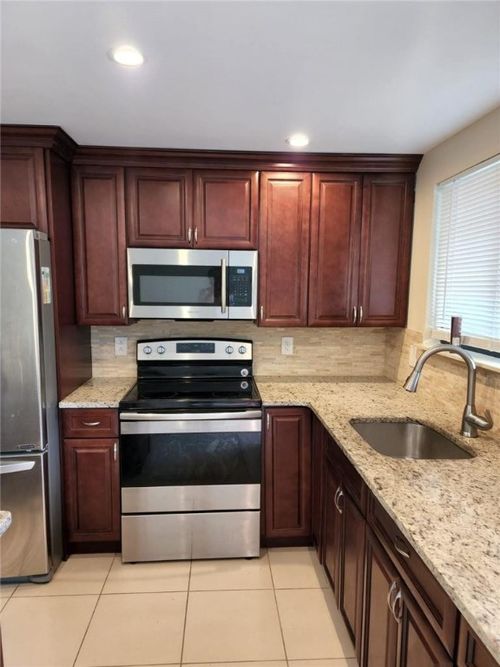 23-651 N University Dr, Plantation, FL, 33324-1486 | Card Image