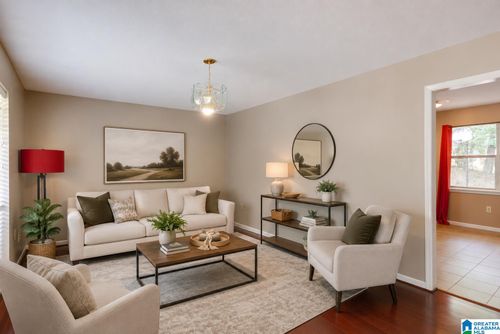 5009 Ewell Ln, IRONDALE, AL, 35210-3305 | Card Image