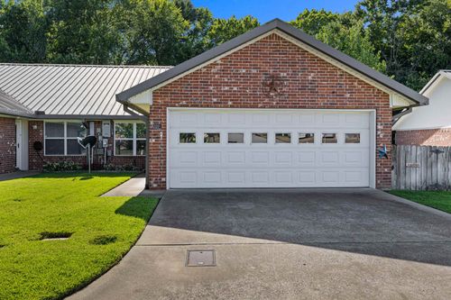 2005 Sandstone, Longview, TX, 75605 | Card Image