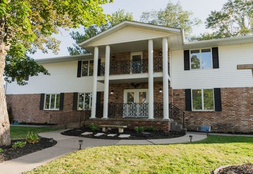 807 3rd St, Durant, IA, 52747-7785 | Card Image