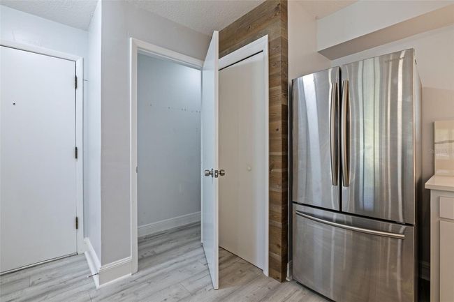 Large Pantry | Image 9