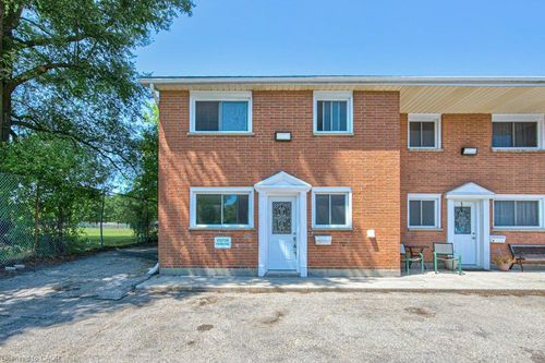 l-48 Windom Rd, Kitchener, ON, N2A2P4 | Card Image