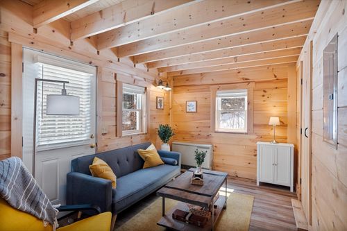 362 Vt Route 15 E, Hardwick, VT, 05843-7085 | Card Image