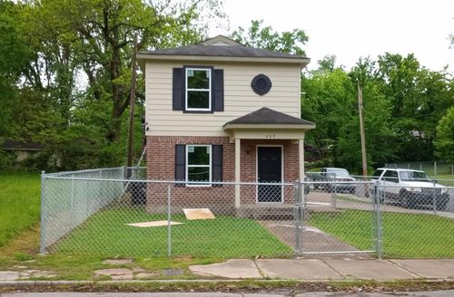 469 E Olive Ave, Memphis, TN, 38106-4323 | Card Image