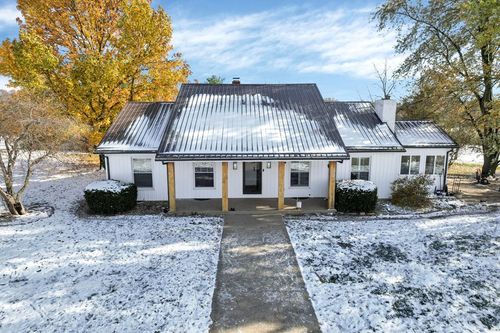 11219 Dingess Rd, Circleville, OH, 43113-9422 | Card Image