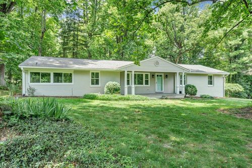 6932 Mary B Pl, Roanoke, VA, 24018-6803 | Card Image
