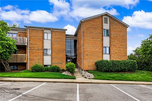 c-1105 Arrowhead Xing, West Carrollton, OH, 45449-2558 | Card Image