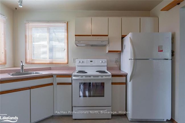 1070 Glamorgan Rd, House other with 3 bedrooms, 2 bathrooms and 4 parking in Gooderham ON | Image 8