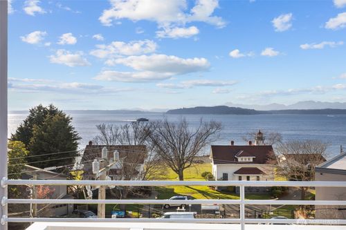 301-3200 Alki Ave Sw, Seattle, WA, 98116-2650 | Card Image