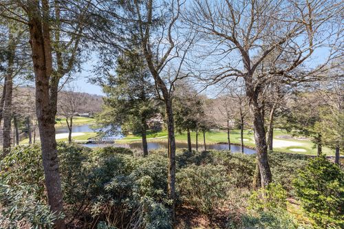 124 Spruce Ln, Highlands, NC, 28741-7175 | Card Image