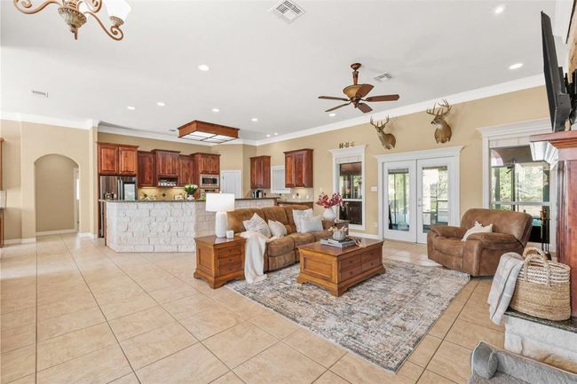 1425 County Road 116, Home with 3 bedrooms, 2 bathrooms and 6 parking in Caldwell TX | Image 17