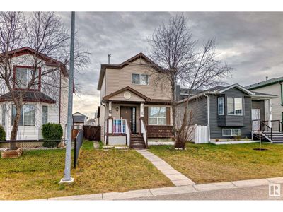 56 Martin Crossing Cres Ne, House other with 4 bedrooms, 3 bathrooms and null parking in Calgary AB | Image 2