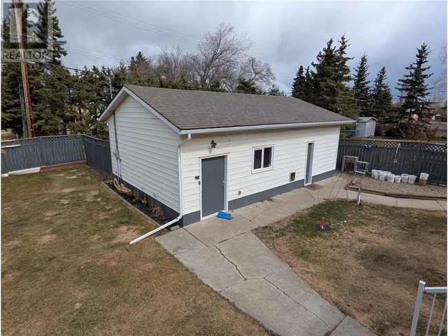 1532 109 Ave, House other with 4 bedrooms, 3 bathrooms and 7 parking in Dawson Creek BC | Image 27