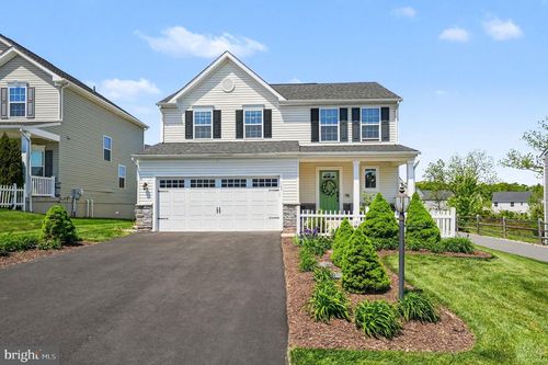 165 Pixie Moss Rd, POTTSTOWN, PA, 19464-1015 | Card Image