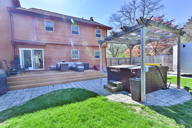 35 Walker Rd, House other with 3 bedrooms, 2 bathrooms and 4 parking in Quinebaug CT | Image 6