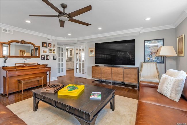67 Matlock St, House other with 3 bedrooms, 3 bathrooms and null parking in Lido Beach NY | Image 13