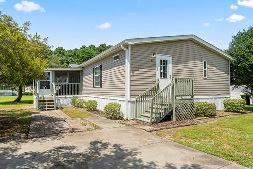 911 Old Magnolia Dr, Conway, SC, 29526-8254 | Card Image