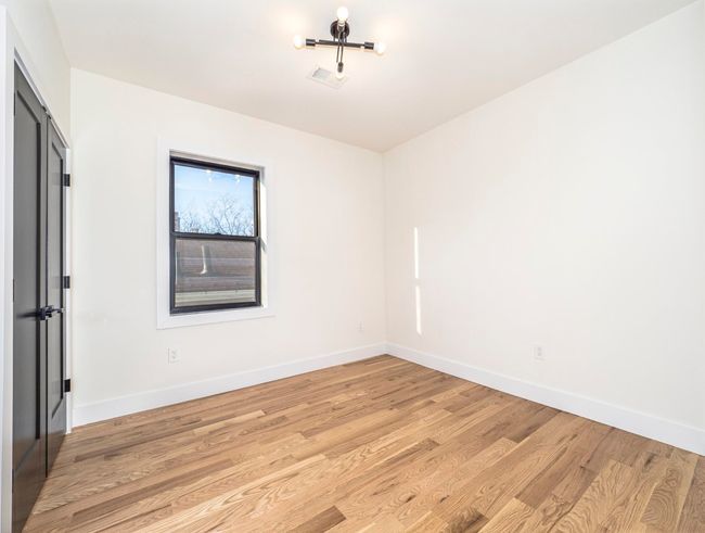 2 - 141 Sherman Ave, Condo with 3 bedrooms, 2 bathrooms and null parking in Jersey City NJ | Image 11