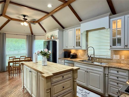 6822 Highland Crest Ln, Sachse, TX, 75048-3553 | Card Image
