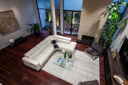 3210 Elizabeth St, Dallas, TX, 75204-1806 | Card Image
