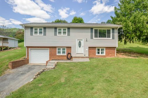 425 Norwood Ln, Gate City, VA, 24251-5702 | Card Image