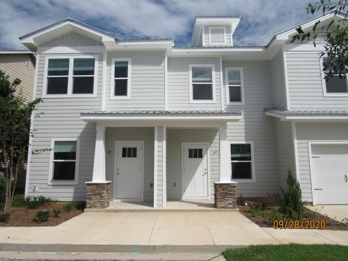 47 S Sand Palm Rd, Freeport, FL, 32439-3957 | Card Image