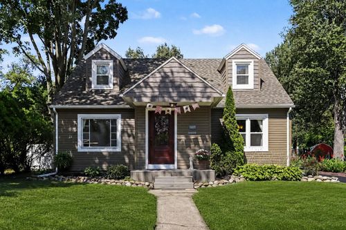 169 24th St N, Battle Creek, MI, 49015-1712 | Card Image