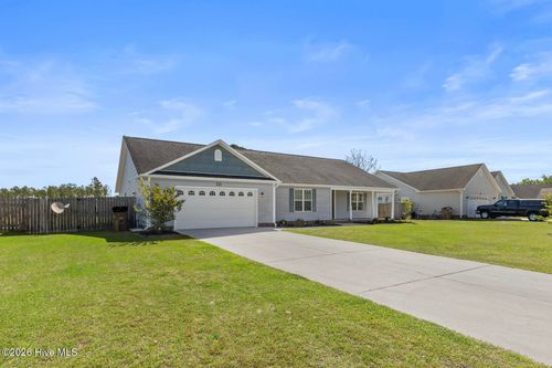 111 Blue Haven Dr, Hubert, NC, 28539-4138 | Card Image