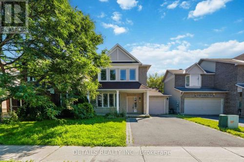 3 Gateshead Avenue, Ottawa, ON, K2K2G3 | Card Image
