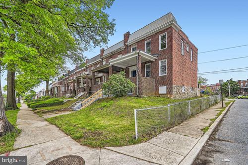 118 N Hilton St, BALTIMORE, MD, 21229-3747 | Card Image