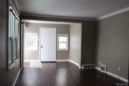 510 E Hudson Ave, Royal Oak, MI, 48067-3350 | Card Image