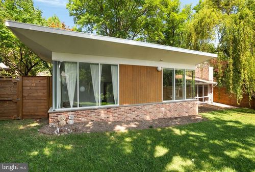 3306 Pendleton Dr, SILVER SPRING, MD, 20902-2427 | Card Image