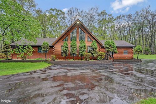 22 Jonathan Point Dr, Lake Harmony, PA, 18624 | Card Image