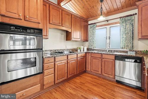 10221 Helena Ter, SPOTSYLVANIA, VA, 22553-3745 | Card Image