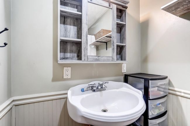 11345 E Us Highway 20, House other with 3 bedrooms, 2 bathrooms and null parking in Lagrange IN | Image 25