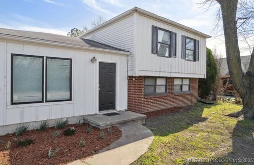 2129 S 103rd East Ave, Tulsa, OK, 74129-4615 | Card Image